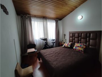 Venta casa San marcel Manizales. COD. 9498976
