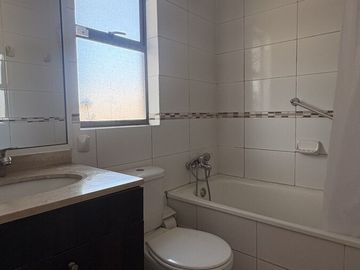 Amplia Propiedad en Arriendo