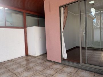 Amplia Propiedad en Arriendo