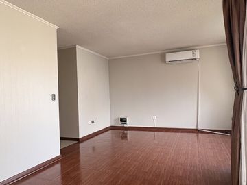 Amplia Propiedad en Arriendo
