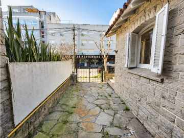 VENTA DE CASA ZONA PASEO ALDREY / GUEMES