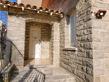 VENTA DE CASA ZONA PASEO ALDREY / GUEMES