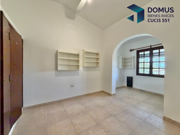 VENTA CASA ESQUINA BARRIO TRES CERRITOS