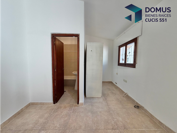 VENTA CASA ESQUINA BARRIO TRES CERRITOS