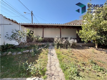 VENTA CASA ESQUINA BARRIO TRES CERRITOS