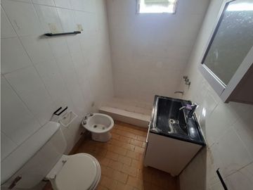 Amplio chalet en alquiler Inmejorable ubicación - ITUZAINGO NORTE