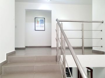 CASA DUPLEX EN VENTA EN OBARRIO
