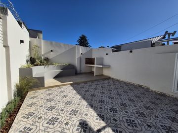 Dúplex 4 ambientes - Reciclado a nuevo - Parque Luro