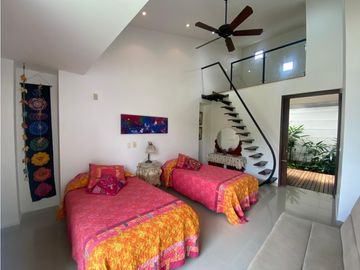 CASA CAMPESTRE UN SOLO NIVEL.  2500 M2 $1'800.000.000