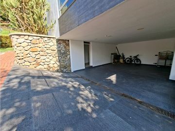 Venta de Casa en Conjunto Cerrado El Trébol, Manizales Cód. 9682354