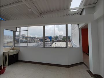 Vendo Apartamento dúplex en la alta suiza, Manizales COD. 9706648