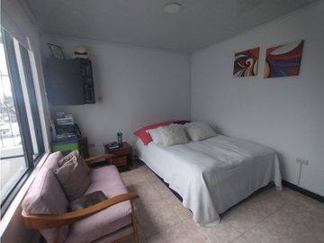 Venta casa Alcázares, Manizales. COD  6176885