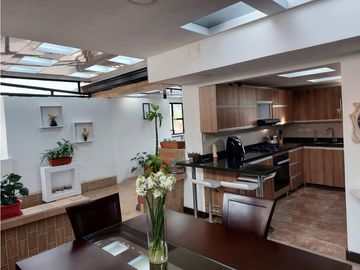 Venta Casa con renta Aranjuez, Manizales CODIGO 5721650
