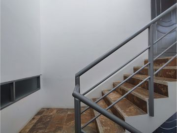 Venta Casa Con Renta En Los Alcázares, Manizales COD  6214150