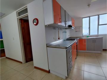 Venta Casa Con Renta En Los Alcázares, Manizales COD  6214150