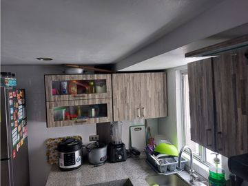 Venta Casa Con Renta en San Rafael, Manizales COD. 6572199
