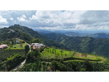 Venta Casa Campestre Alto del Naranjo, COD. 8004668