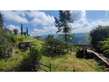 Venta Casa Campestre Alto del Naranjo, COD. 8004668