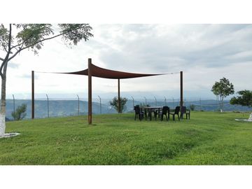 Venta Casa Campestre Alto del Naranjo, COD. 8004668