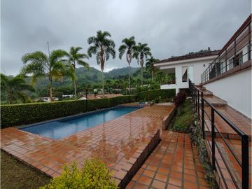 Venta Casa campestre San Bernardo del viento, Manizales, COD 9476103
