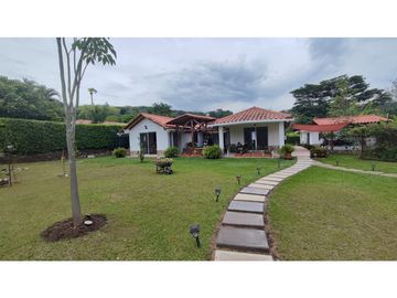 Venta Casa Campestre,Tres Puertas, Manizales.  COD. 7436313