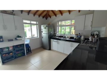Venta Casa Campestre,Tres Puertas, Manizales.  COD. 7436313