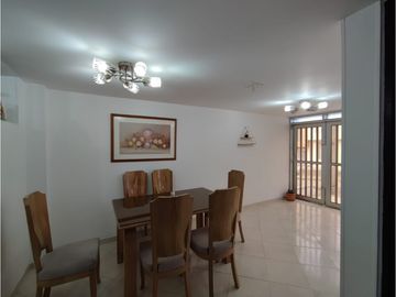 Venta casa, la Carola Manizales. COD. 9476739
