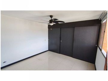 APARTAMENTO EN VENTA LOMA DE LOS BERNAL