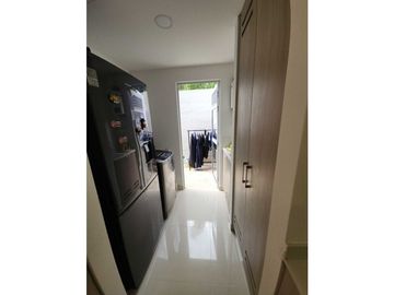VENTA CASA DOS PISOS CONDOMINIO TANGARA CIUDAD COUNTRY JAMUNDI (JH)