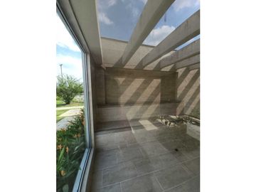 VENTA CASA DOS PISOS CONDOMINIO TANGARA CIUDAD COUNTRY JAMUNDI (JH)