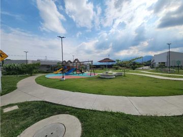 VENTA CASA DOS PISOS CONDOMINIO TANGARA CIUDAD COUNTRY JAMUNDI (JH)