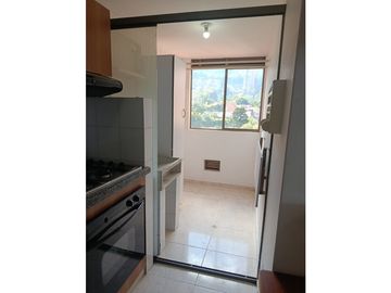 RENTA  APARTAMENTO EN EL POBLADO LOMA DE LOS GONZALES