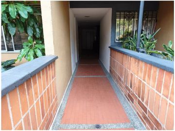 APARTAMENTO EN VENTA ENVIGADO UNIDAD CERRADA CERCA AL PARQUE PRINCIPAL