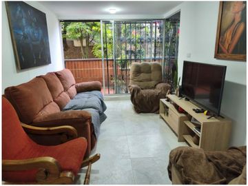 APARTAMENTO EN VENTA ENVIGADO UNIDAD CERRADA CERCA AL PARQUE PRINCIPAL