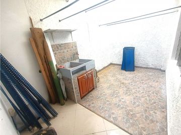 VENDO CASA EN BELEN - LOS ALPES