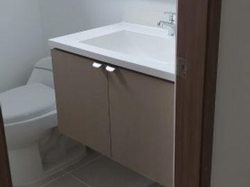16 – Se vende casa para estrenar en Ciudad Country / Jamundí.