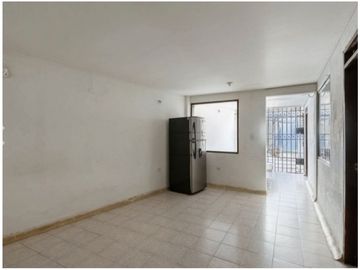 SE VENDE CASA CON DOS APTOS Y UN LOCAL CENTRO SANTA MARTA - VT244