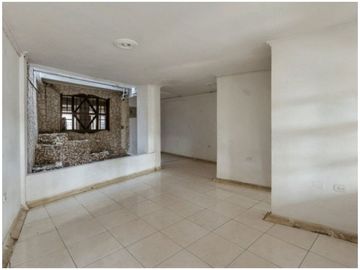 SE VENDE CASA CON DOS APTOS Y UN LOCAL CENTRO SANTA MARTA - VT244
