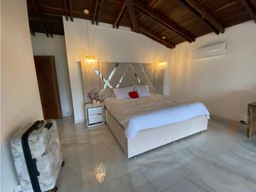 Venta Casa Cerros de la Alhambra, Manizales. Cod: 9394364