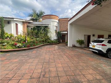 Venta Casa Cerros de la Alhambra, Manizales. Cod: 9394364