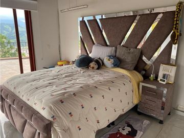 Venta Casa Cerros de la Alhambra, Manizales. Cod: 9394364