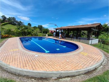 Venta Casa campestre a puerta cerrada Kilometro 41 COD 9398135