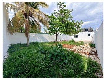 Terreno en Venta en MONTEBELLO MÉRIDA