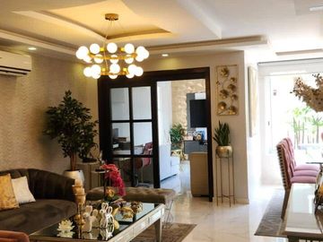 Casa En Venta 232m²-Urbanización Plaza Real- La Puntilla, Vía a Samborondón