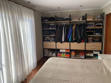 CASA 3 AMB EN VENTA CON PILETA EN LOMAS DE ZAMORA