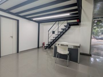 LOCAL EN VENTA EN VILLA DEVOTO ZONA SHOPPING