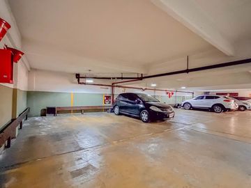 VENTA OFICINA + 3 COCHERAS y TERRAZA - BELGRANO