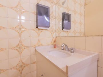 VENTA OFICINA + 3 COCHERAS y TERRAZA - BELGRANO