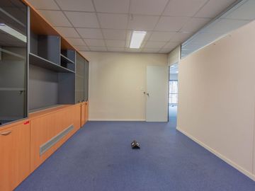 VENTA OFICINA + 3 COCHERAS y TERRAZA - BELGRANO