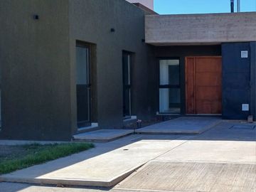 VENTA CASA B° PRIVADO PORTILLO DE TERRADA-ESTRENAR